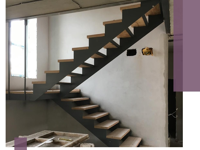 Изготовление лестниц на металлокаркасе в Усинске от производителя