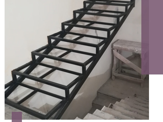 Демонтаж лестниц на металлокаркасе в Усинске: быстрый вывоз и разбор