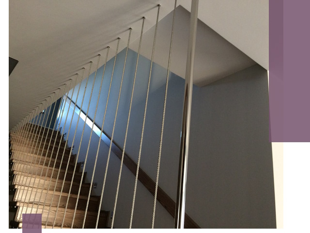 Тросовые перила под ключ в Усинске — производство и монтаж