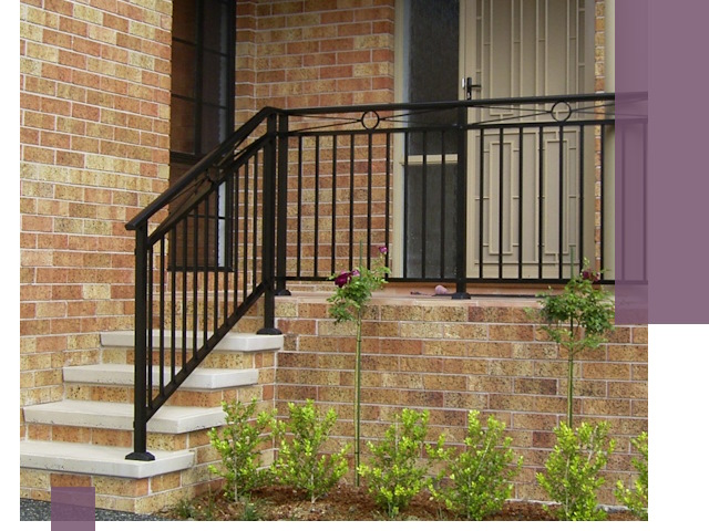 Уличные перила из металла под ключ в Усинске