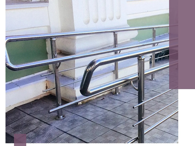 Ограждения пандусов из металла и нержавейки в Усинске